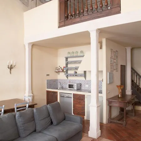 Lejlighed Berardi Palace
